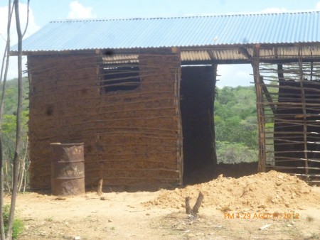 como vemos esta es una construcion de las casas de barro